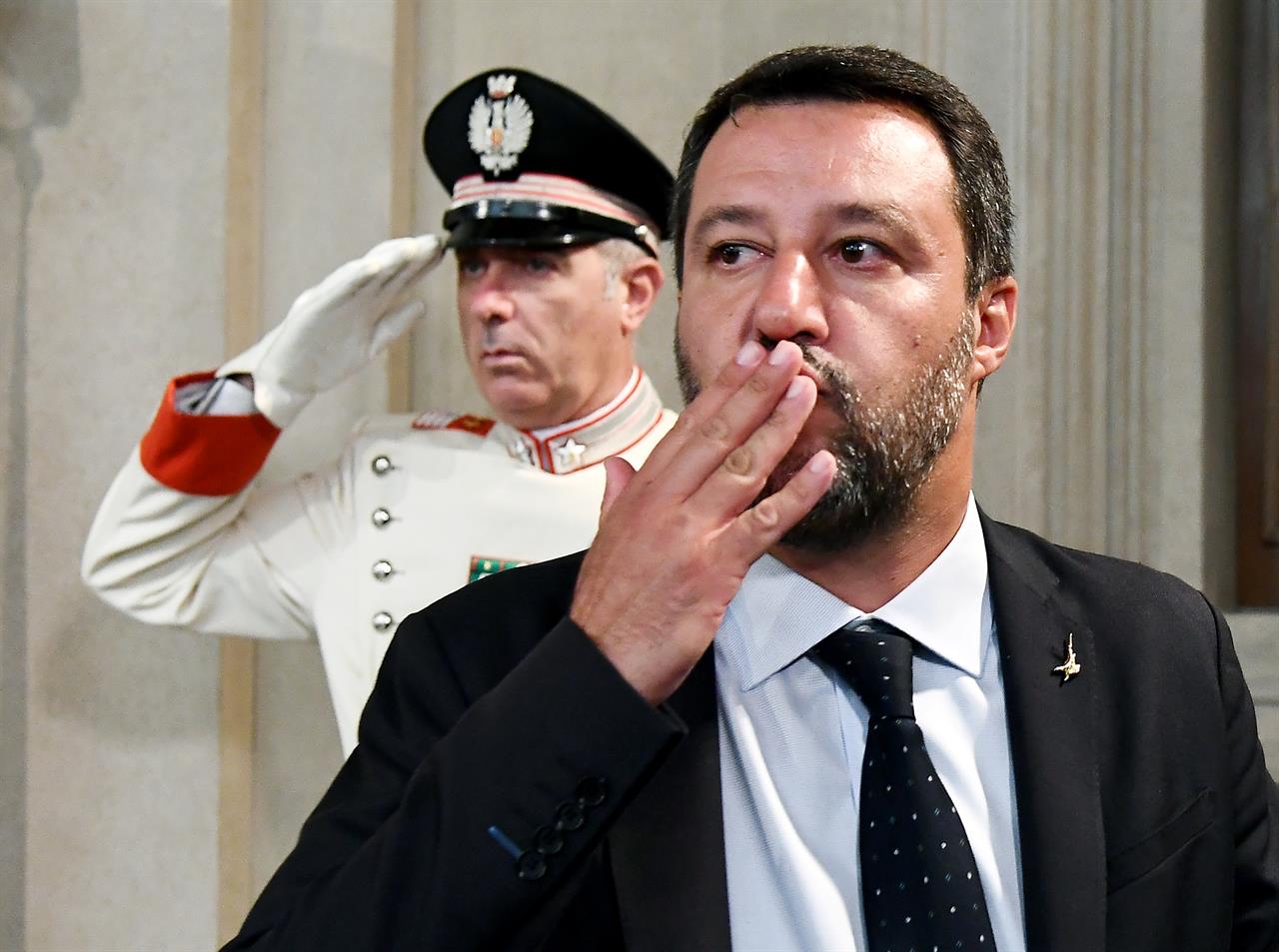 Salvini insidiato dai suoi, Forza Italia a pezzi: la destra è un cumulo di macerie