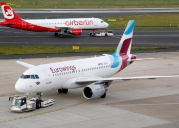 Turbolenze volo Lamezia-Berlino,8 feriti