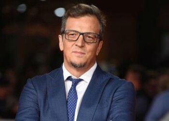 “Uomini col cuore pieno di vermi”, Muccino difende Emma dagli haters 