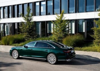 A8 L 60 TFSI e quattro: il plug-in di lusso