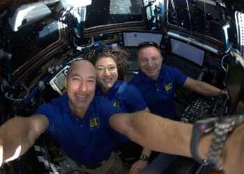 Al via la passeggiata spaziale – DIRETTA DALLE 12,30