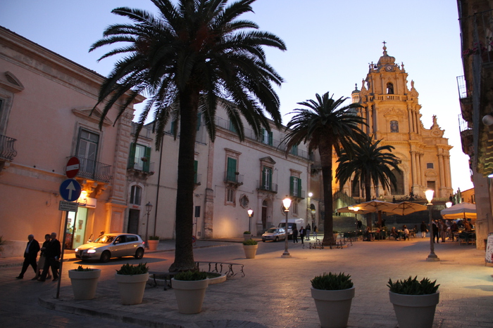 Al via ‘Scale del gusto’ a Ragusa, tra enogastronomia e arte