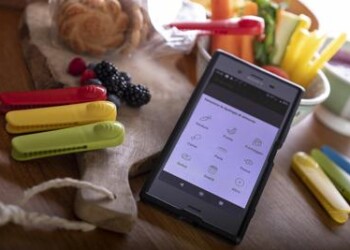 Alimenti: una molletta hi-tech che avvisa quando il cibo sta scadendo
 