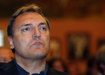 Basket: Milano ritira maglia di Meneghin