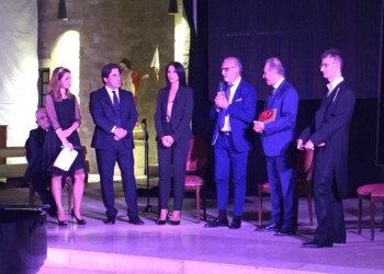 Trani: La maestosa Cattedrale di San Nicola Pellegrino, premia le Eccellenze Italiane all’evento “Trani sotto le Stelle”