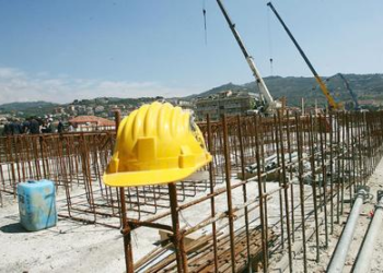 Costruzioni: sindacati, 15 novembre manifestazioni in 100 piazze  