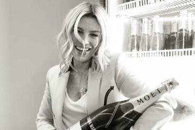 Emma festeggia con i fan: “Vi aspetto tutti a Verona il 25 maggio” 