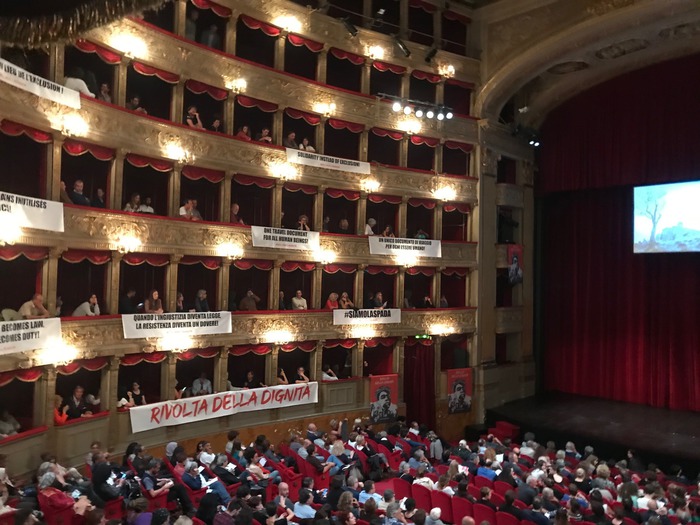 La ‘Rivolta della Dignità’ di Milo Rau