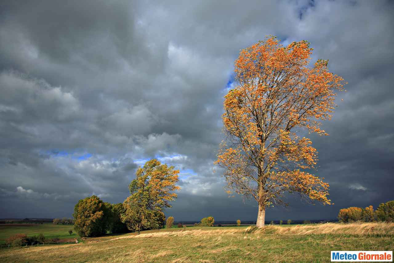 Meteo per domani, MALTEMPO localizzato sulle Isole. Sole sul resto d’Italia