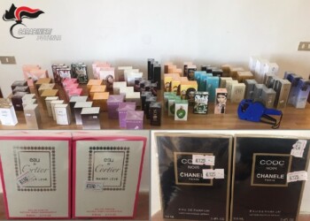 Nell’auto profumi falsi per 10 mila euro