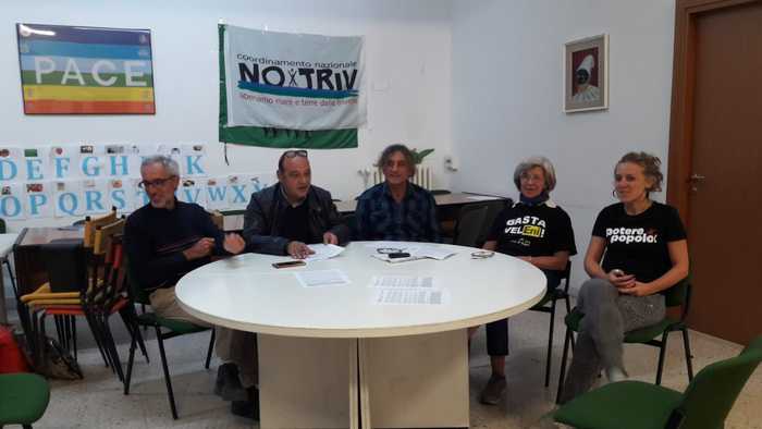 Petrolio: presidio davanti alla Regione