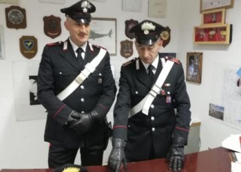 Pistola a salve e cocaina, arrestato