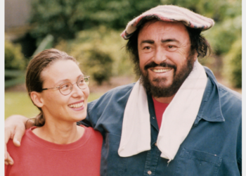 Quando Big Luciano “perseguitava” Bono degli U2: l’incredibile racconto in “Pavarotti”