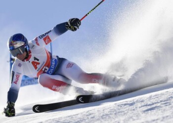 Sci: Pinturault vince gigante cdm a Soelden, Aliprandini 8/o