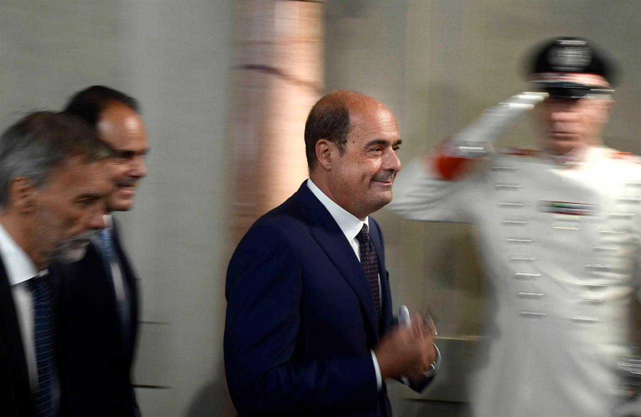 Sì al taglio dei parlamentari, no allo ius culturae: il Pd ha assunto in blocco il verbo populista