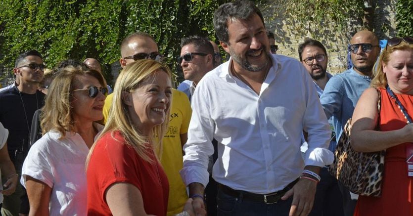 Swg: crescono Lega e Fdi, calano Pd e Renzi