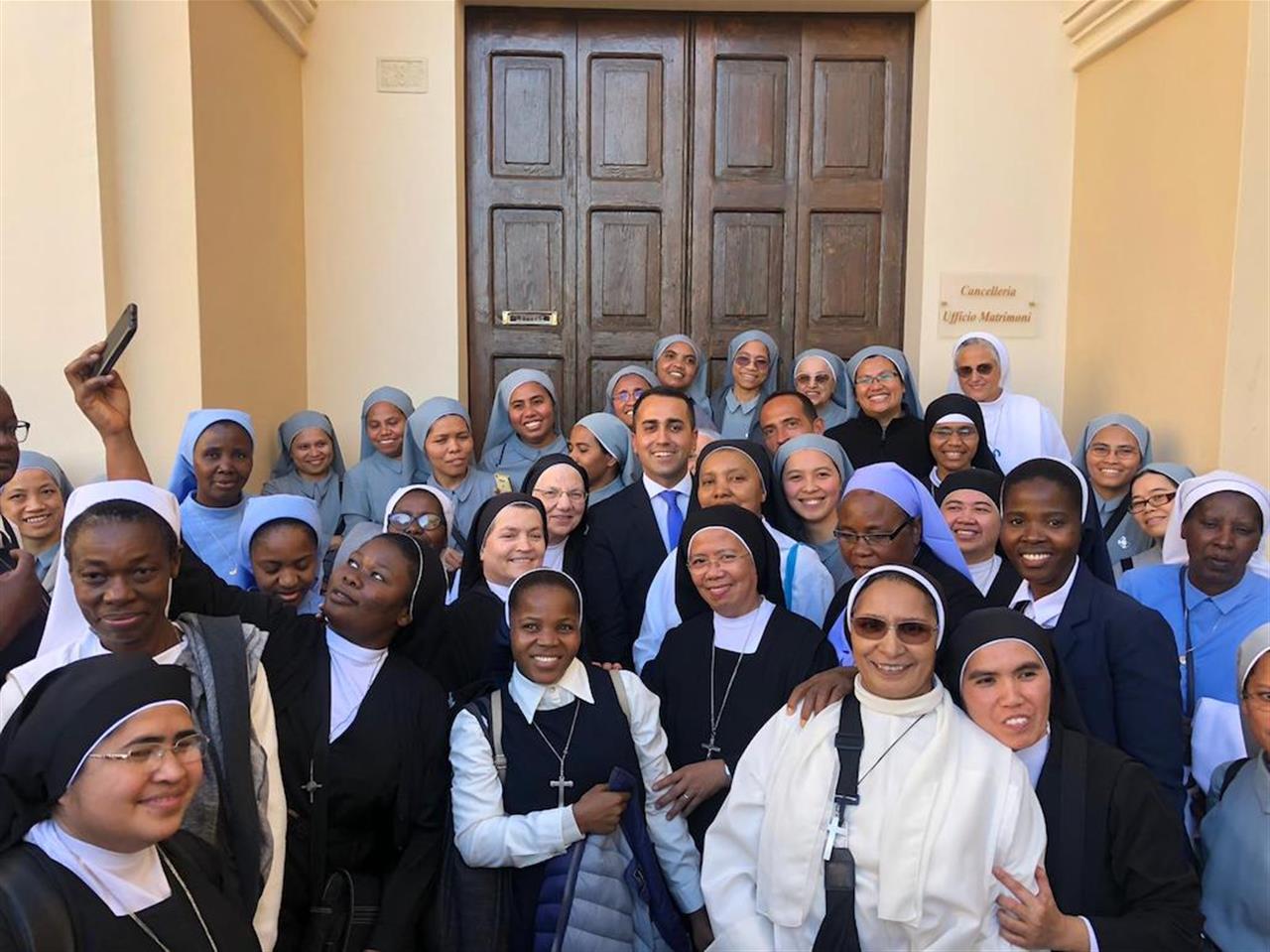 Tra i due Mattei, Di Maio cerca di farsi sentire. Ma il grande assente è il Pd