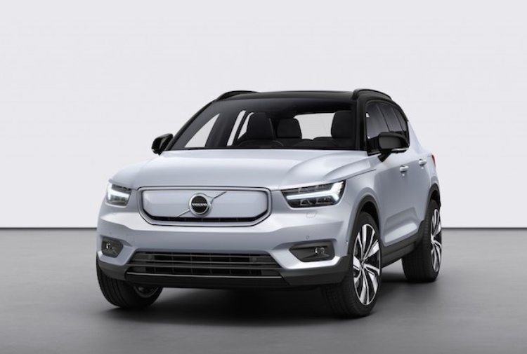 Volvo Cars lancia la Volvo XC40 Recharge