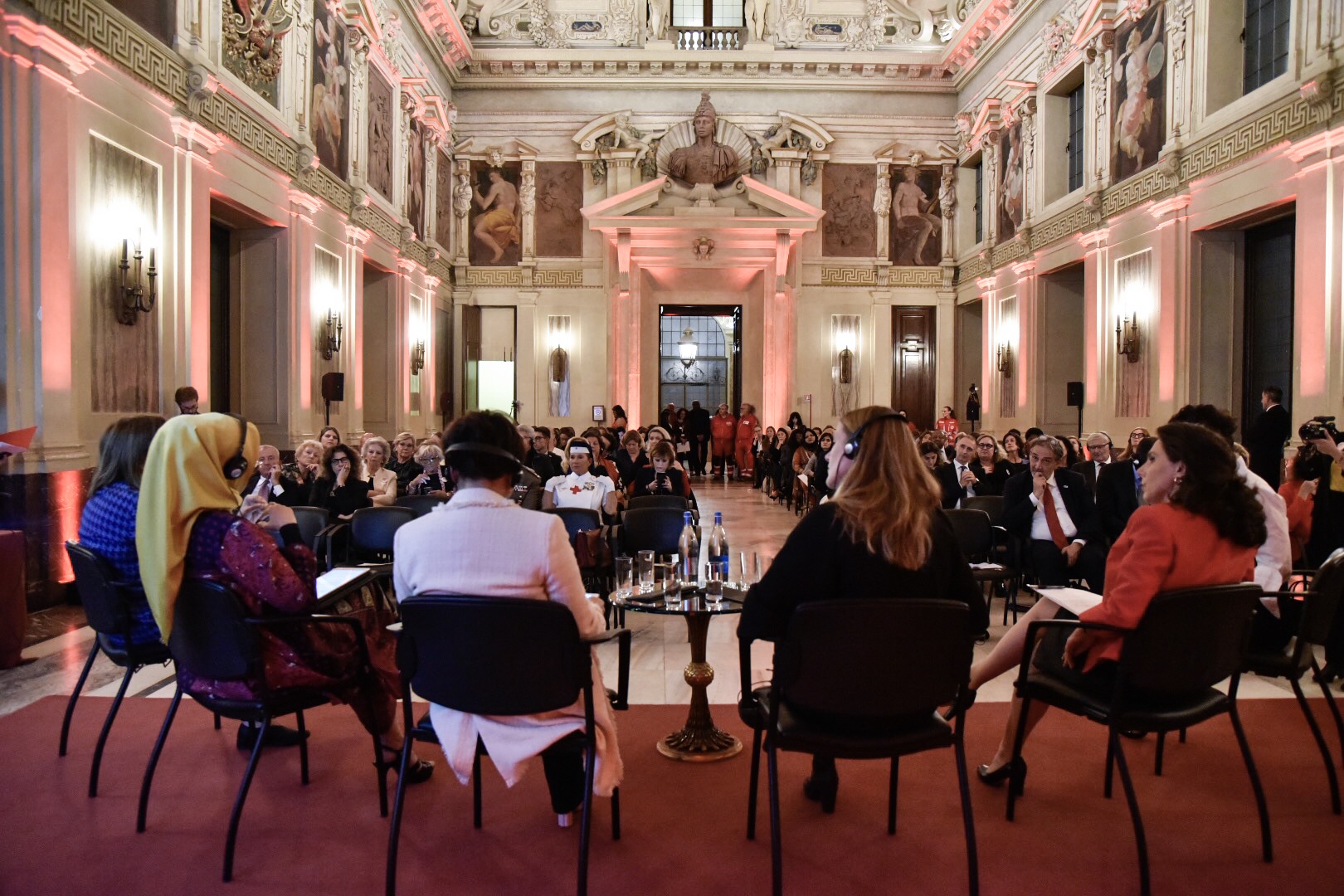 LA CROCE ROSSA METTE IN PRIMO PIANO LE DONNE DEL VOLONTARIATO CON IL CONVEGNO INTERNAZIONALE “WOMEN IN RED”