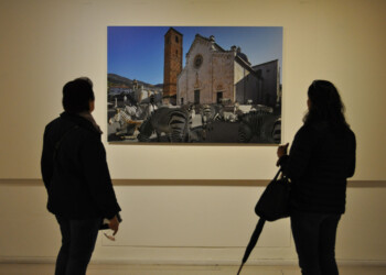 A Pietrasanta le opere di Herreman e Cavenago a confronto nella mostra “Erratico”