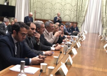 ArcelorMittal: Emiliano, governo ineccepibile