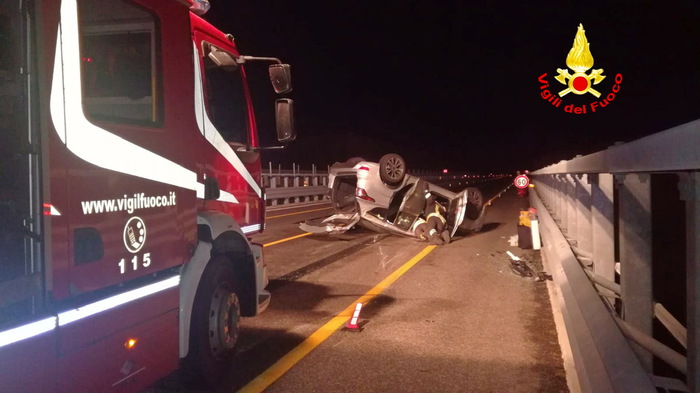 A14, tre feriti tra cui bimba di 9 mesi