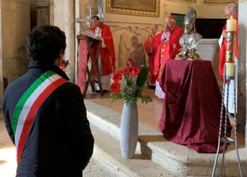 Bassetti, nostra Chiesa ‘esca dal tempio’