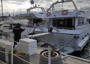 ‘Boat and breakfast’ abusivo, sequestro yacht 20 m a Trieste
