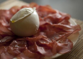 Bresaola Igp su podio dei tre salumi più amati dagli italiani