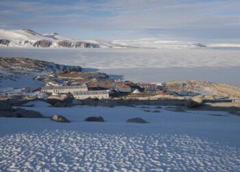 Collegamento con la base italiana in Antartide DIRETTA ALLE 12,15