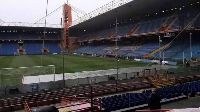 Comune a Genoa-Samp, bagni fatiscenti