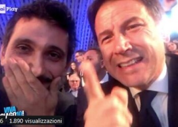Conte irrompe in diretta da Fiorello 