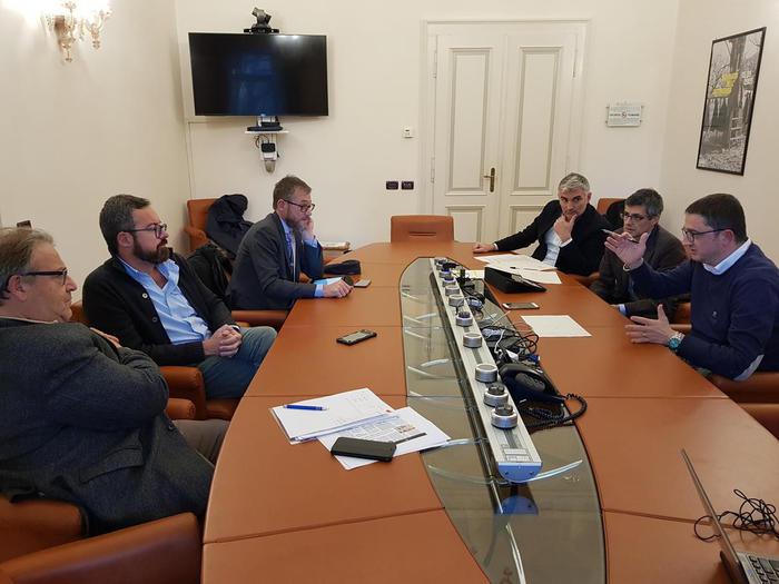 Contratto pubblico impiego, Pat propone altri 3,3 milioni