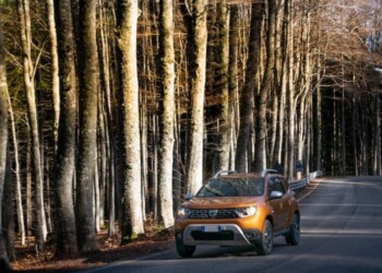 Dacia Duster mette il Turbo
