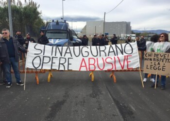 Elettrodotto Terna, protesta comitati