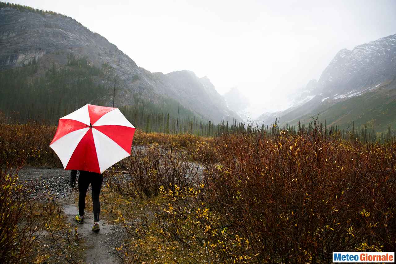 Meteo di domani, giovedì 7. Arriva ennesima perturbazione con PIOGGIA, NEVE