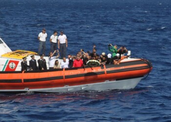 Padre Fortunato, non giriamoci altra parte