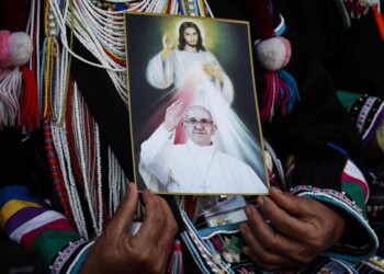 Papa al santuario martire thailandese