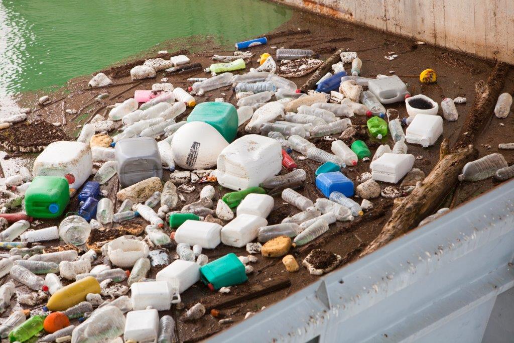 Per la plastic tax serve una tassazione differenziata