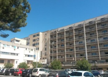 Picchiò giornalista: Gip convalida il fermo, La Barbera resta in cella