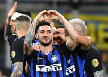 Politano out, distorsione alla caviglia