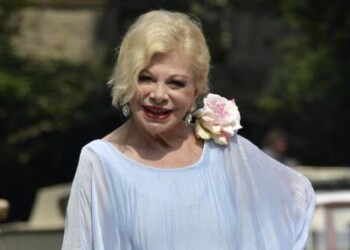 Sandra Milo e lo stalker: “Lettere e foto da un ragazzo” 