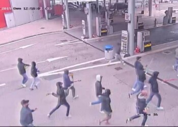 Scontri tra ultras in A14, 22 denunce