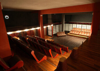 Teatro Loto, nuovo look con arte riciclo