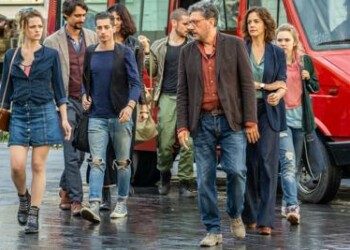 Tinti di giallo i ‘Pezzi Unici’ di Cinzia Th Torrini 