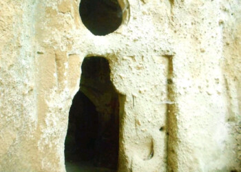 Camminiamo lungo l’Italia – tra Piramidi Etrusche, sculture naturali, antichi villaggi agro – pastorali del ‘400 – eremi sui fiumi, tradizioni e feste per una grande Domenica, per tutti