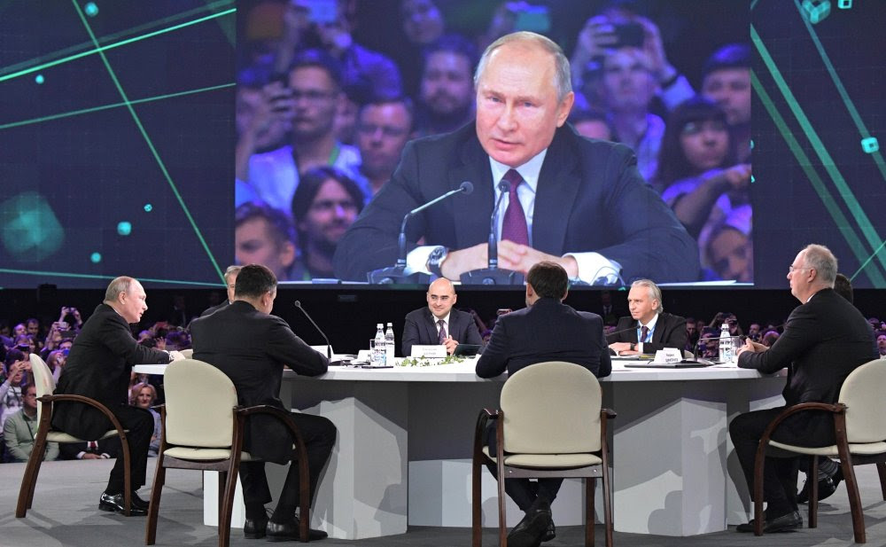 Putin:”Russia leader intelligenza artificiale nel mondo” Crescita da 500 miliardi dollari entro il 2024