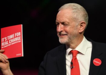 Voto Gb, manifesto Labour a centro scena