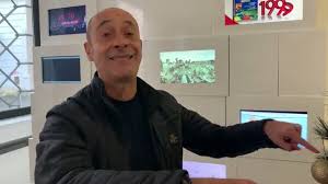 ‘Come viene viene’, Alessandro Di Carlo ‘in guantoni’ a teatro 