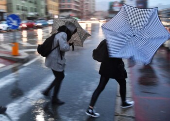 Allerta arancione in Toscana per vento